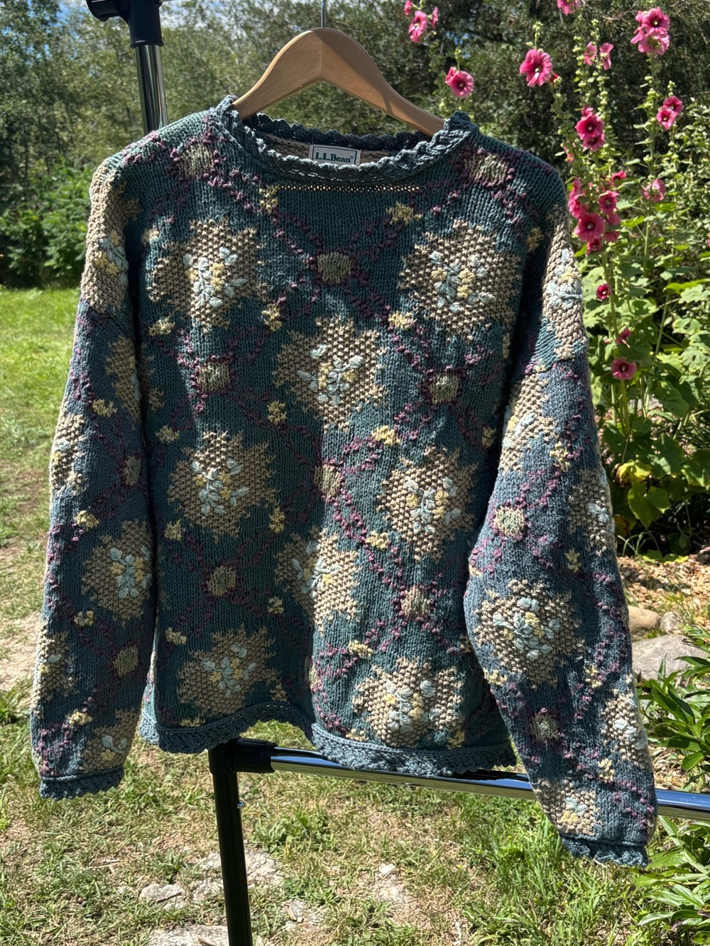 L.L. Bean Women's Floral Crewneck knit Sweater